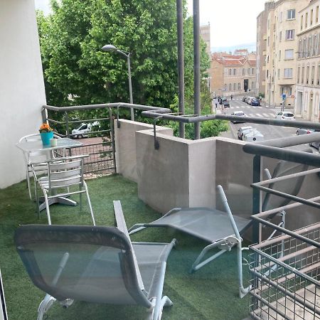 Apparement Chaleureux Avec Balcon Appartamento Marsiglia Esterno foto