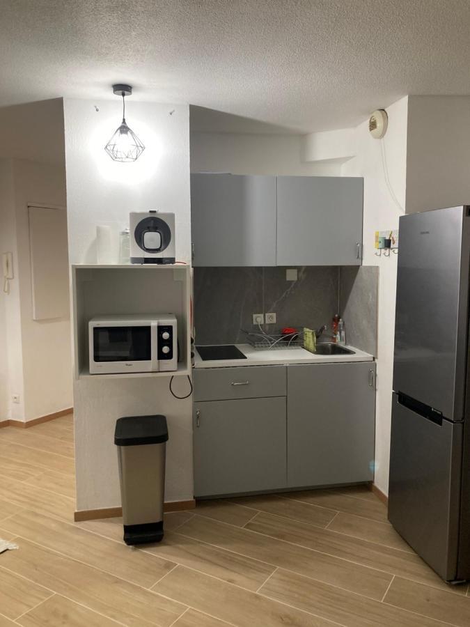 Apparement Chaleureux Avec Balcon Appartamento Marsiglia Esterno foto