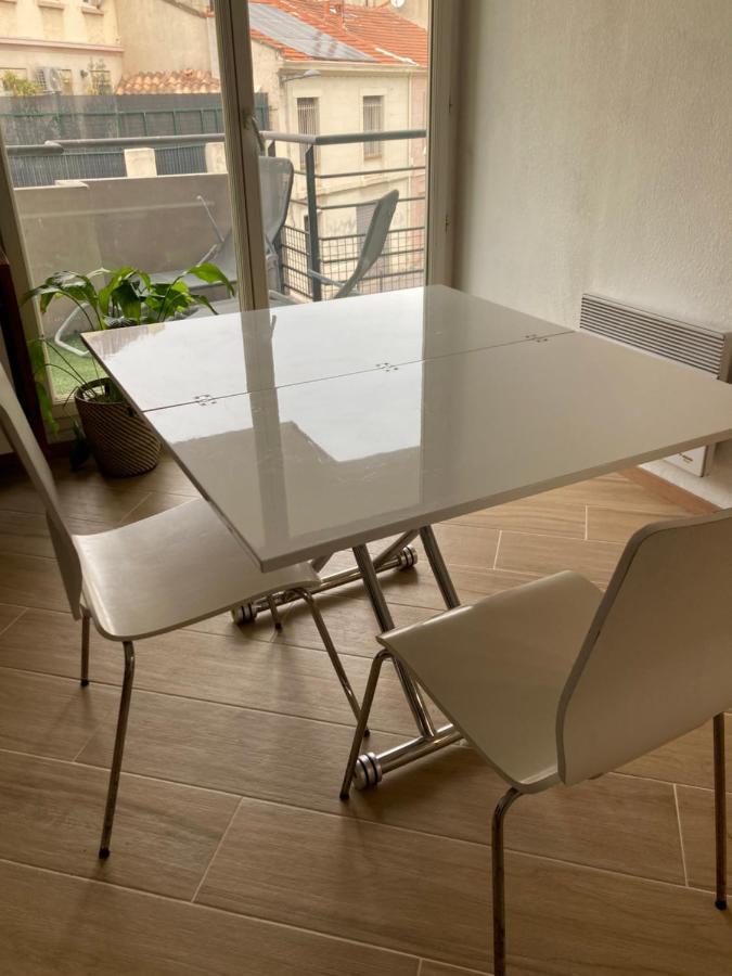 Apparement Chaleureux Avec Balcon Appartamento Marsiglia Esterno foto